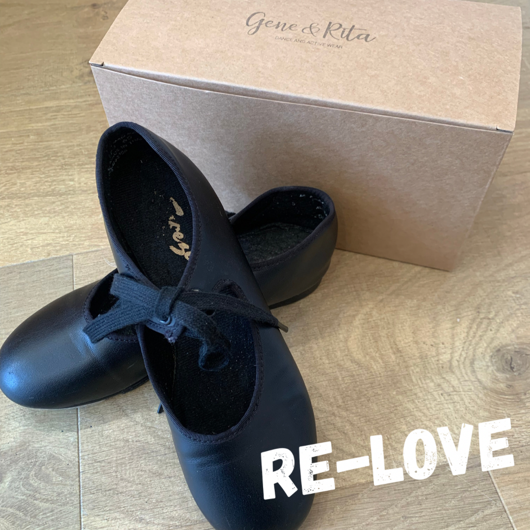 Capezio black tap on sale shoes